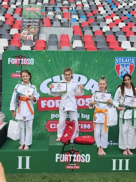 Fotografia 3 din 3: Cupa „Fortzoso”, CSA Steaua: 32 de medalii